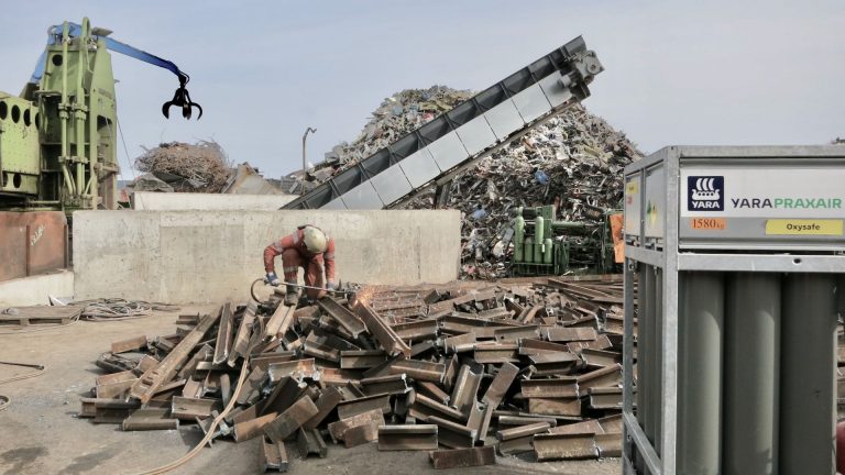 Metal waste processing at Norsk Gjenvinning Drammen Norway.