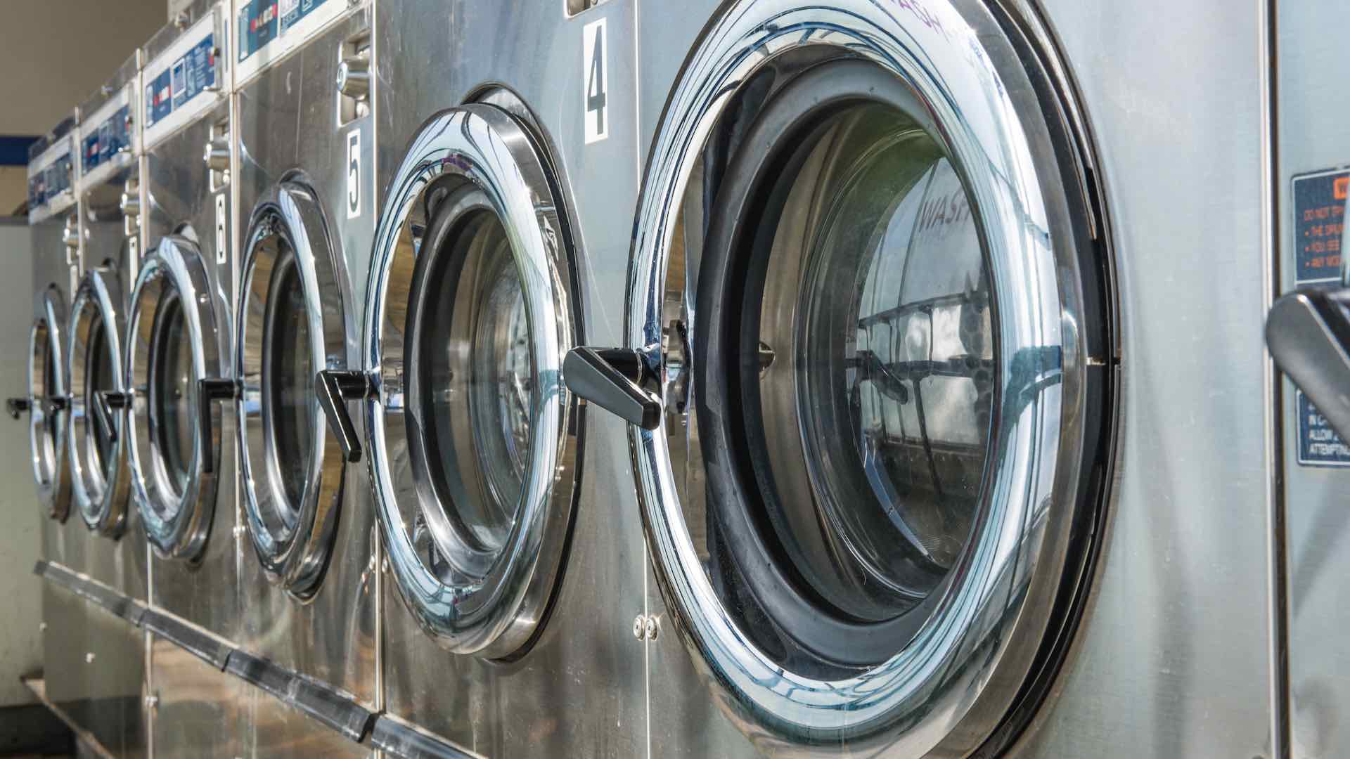 Commercial laundry machines for OEE calculation.